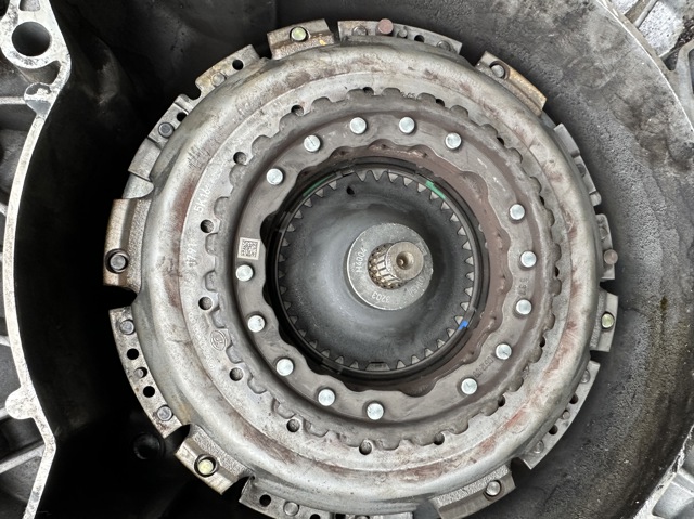 RENAULT 302057266R Комплект сцепления в наличии Ровно