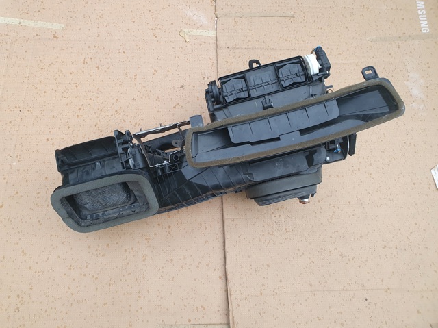 Корпус печки в сборе 561898063 VAG