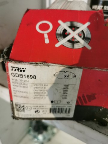 TRW GDB1698 Передние тормозные колодки в наличии Запорожье