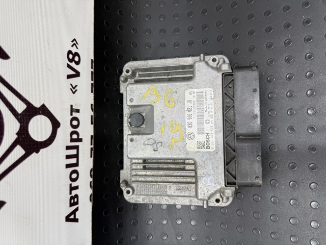 Мозги двигателя 03G906021JQ VAG