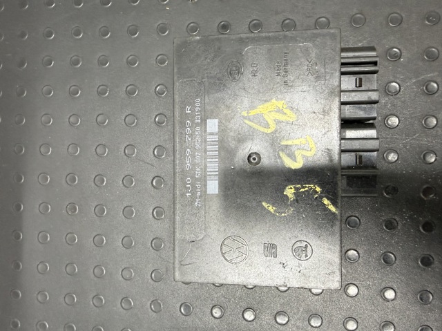 Блок комфорта 1J0959799R VAG