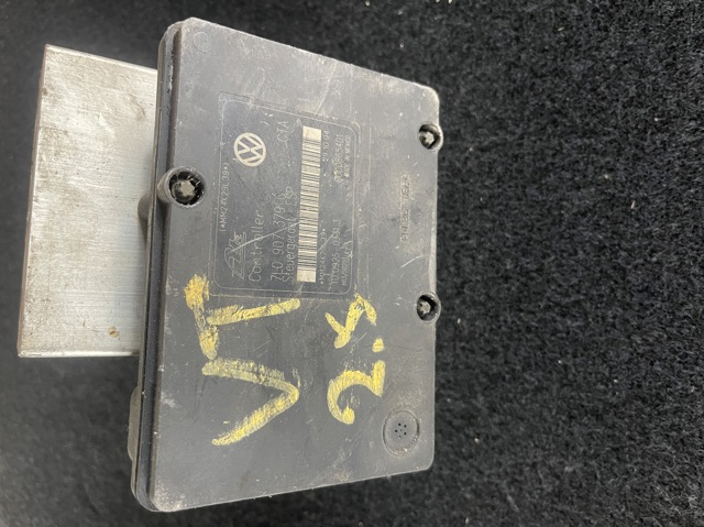 Модуль управления АБС (ABS) 7L0907379G VAG