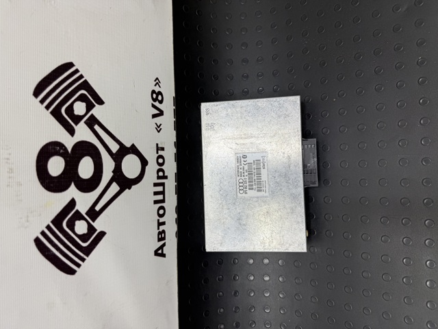 Блок управление Bluetooth 8P0862335D VAG