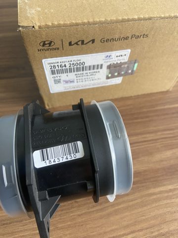 Датчик расхода воздуха 2816425000 HYUNDAI