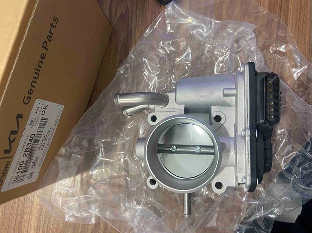 Дроссельная заслонка в сборе 351002B340 HYUNDAI