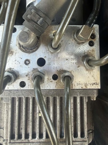 Блок ABS гидравлический A0054317112 MERCEDES