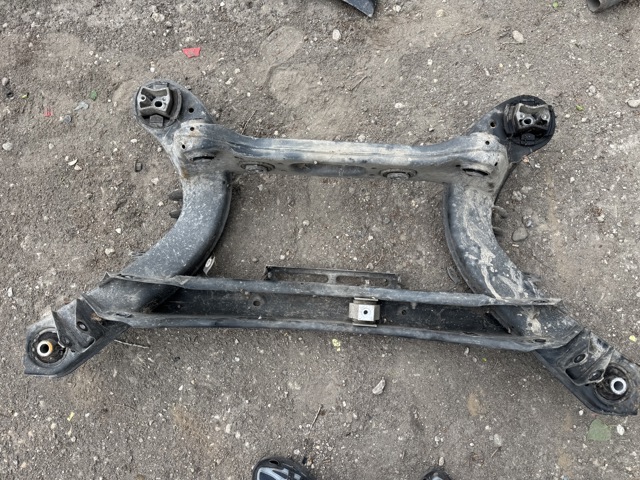 Оси полуприцепов и прицепов A2043504808 MERCEDES