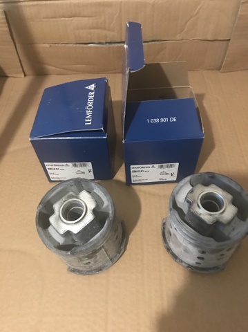 33512 LEMFORDER Сайлентблок задней балки (подрамника) купить в Николаев