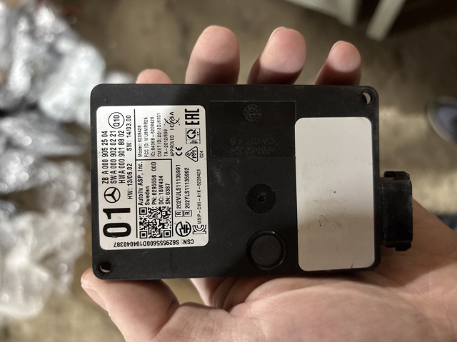 Датчик контроля мертвой зоны, задний A0009052504 MERCEDES