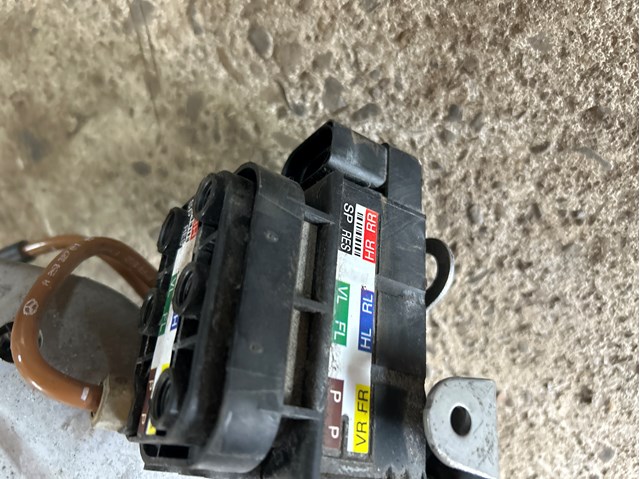 0993200258 MERCEDES Блок клапанов регулируемой подвески купить в Каменское