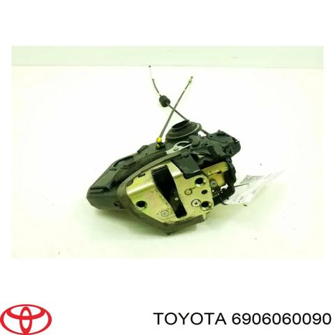 Замок задней левой двери 6906060090 TOYOTA