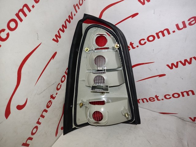 Задний правый стоп 712376409879 MAGNETI MARELLI