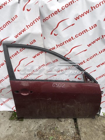 Пассажирская передняя дверь 80100AV632 NISSAN