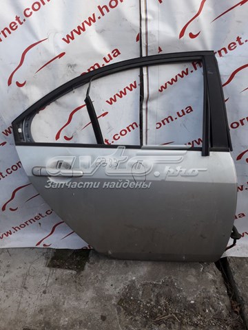Дверь задняя, правая 82100AV631 NISSAN