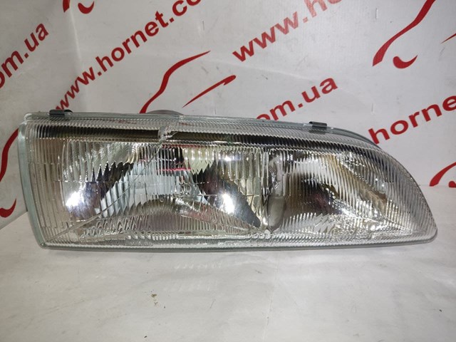 HYUNDAI 9210243300 Фара правая в наличии Черновцы