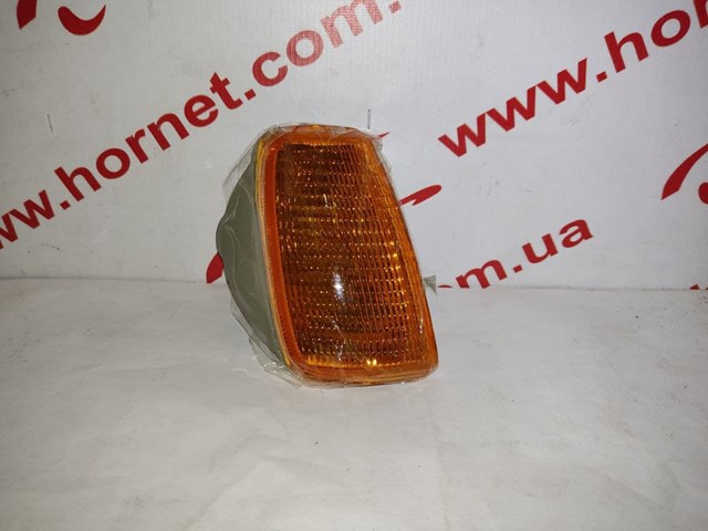 952320E Поворотник правый купить Кривой Рог