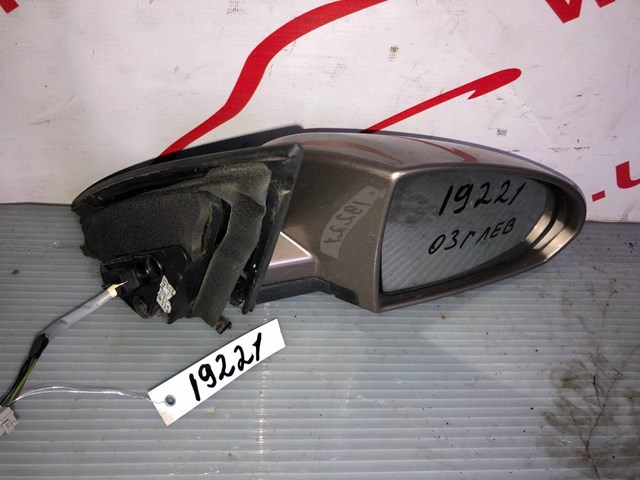 Зеркало заднего вида правое 96301AU481 NISSAN