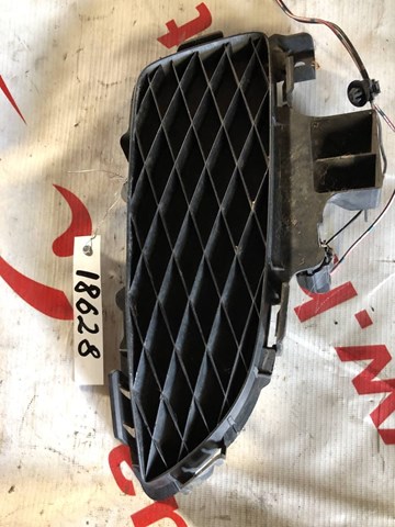 Заглушка противотуманки передней правой BN8V50C11 MAZDA