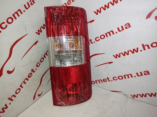 Задний правый стоп Ford Connect TOURNEO