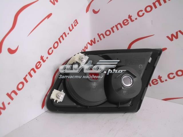 Стоп задний GJ6E513J0C MAZDA