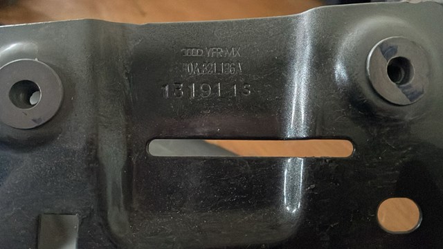 VAG 80A821136A в наличии Ужгород