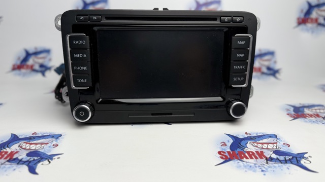 1T0035680C VAG Магнитола (радио AM/FM) купить в Ирпень