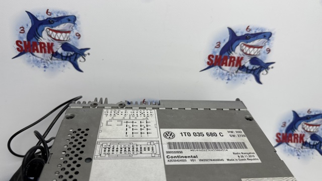 1T0035680C Магнитола (радио AM/FM) купить Украина