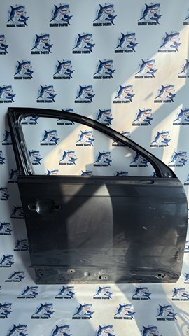 Пассажирская передняя дверь 4M0831052F VAG