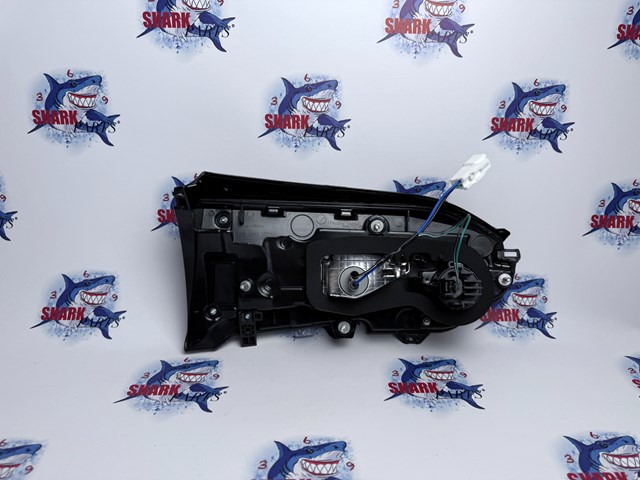 TOYOTA 8158142151 Фонарь задний правый внутренний в наличии Запорожье