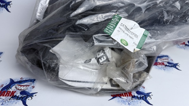 LAND ROVER CAT500070PMA Задние брызговики в наличии Днепр