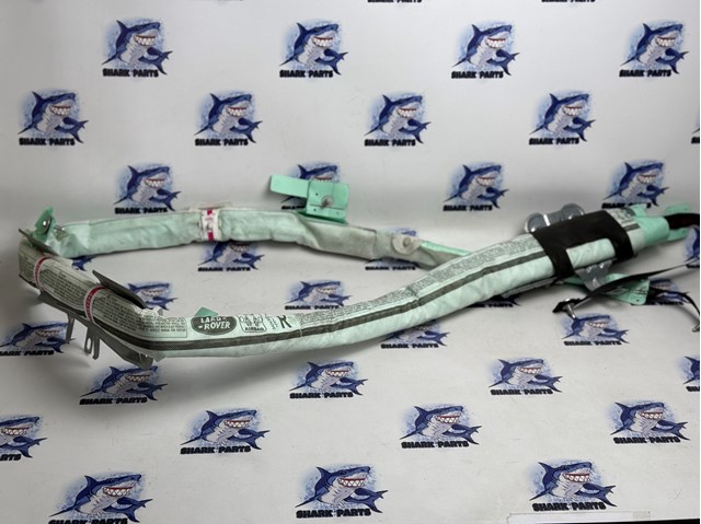 Шторка боковая правая LR012634 LAND ROVER