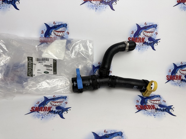 Шланг (патрубок) радиатор EGR, подача LR022718 LAND ROVER