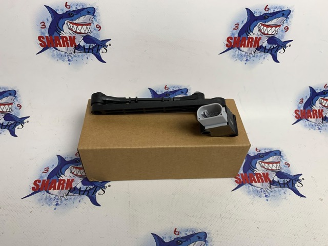 Задний датчик положения кузова LR023654 BRITPART