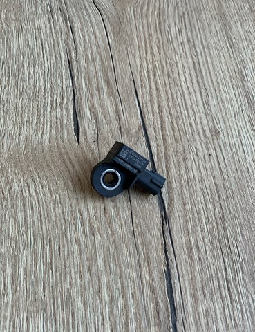Датчик Айрбег передний LR062398 LAND ROVER