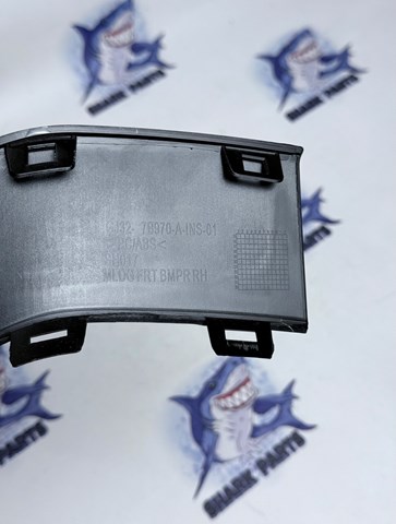 LAND ROVER LR071775 Молдинг решетки бампера переднего правый в наличии Винница