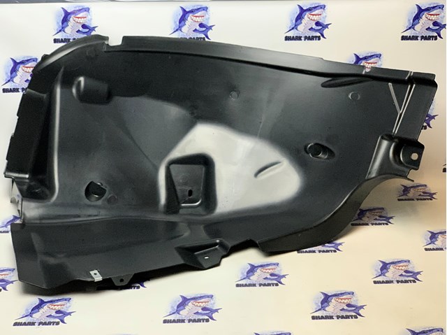 Подкрылок крыла переднего левый передний LR073060 LAND ROVER