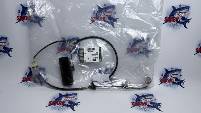 Кнопка привода замка крышки багажника (двери 3/5-й (ляды) LR079909 LAND ROVER