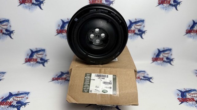 Демпфер коленвала LR113860 LAND ROVER