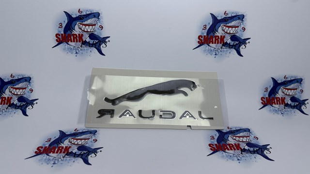 JAGUAR T4A15451 Эмблема крышки багажника в наличии Чернигов