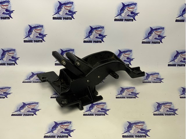 LAND ROVER VPLGP0139 Кронштейн наружной накладки порога правой в наличии Ирпень