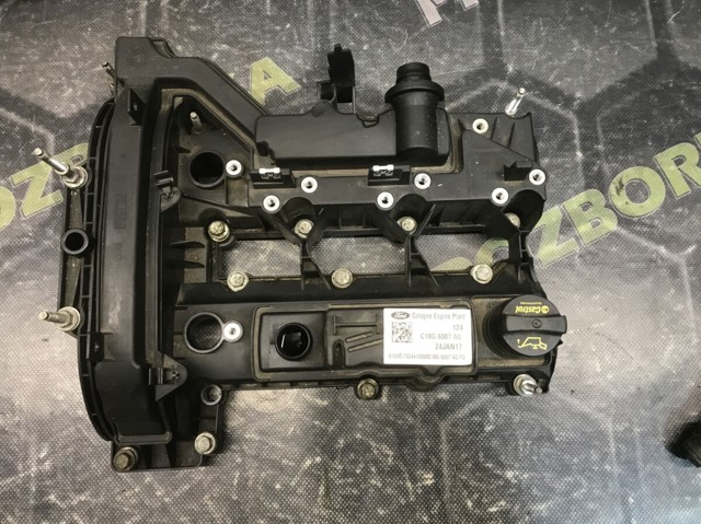 2353520 FORD Крышка клапанная купить в Запорожье