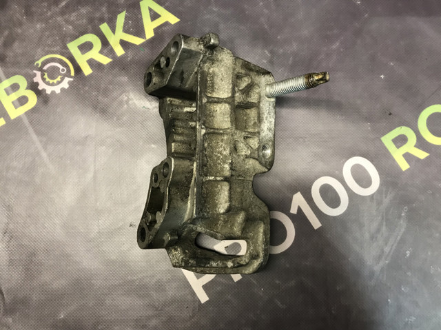 3M516030AF FORD Кронштейн подушки (опоры) двигателя правой купить в Кривой Рог
