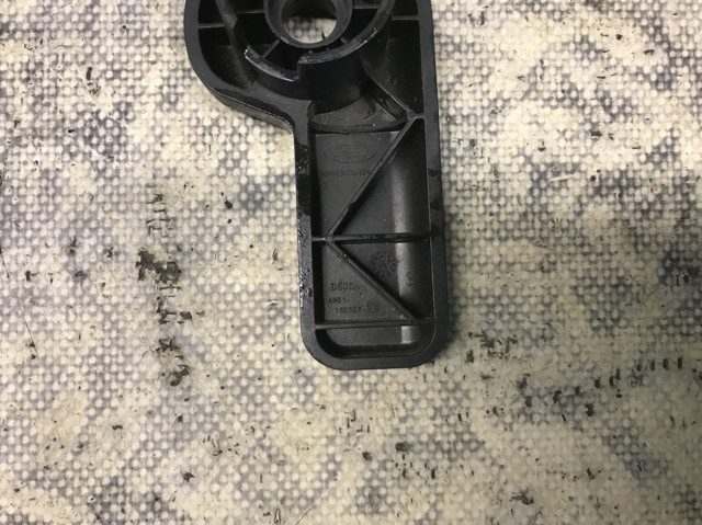 AM5116B626AB FORD Ручка открывания капота купить в Тернополь
