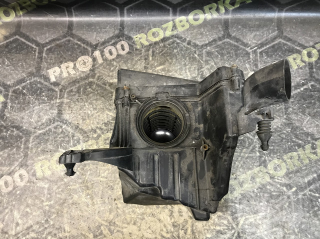 AV619600BE FORD Корпус фильтра купить в Украина