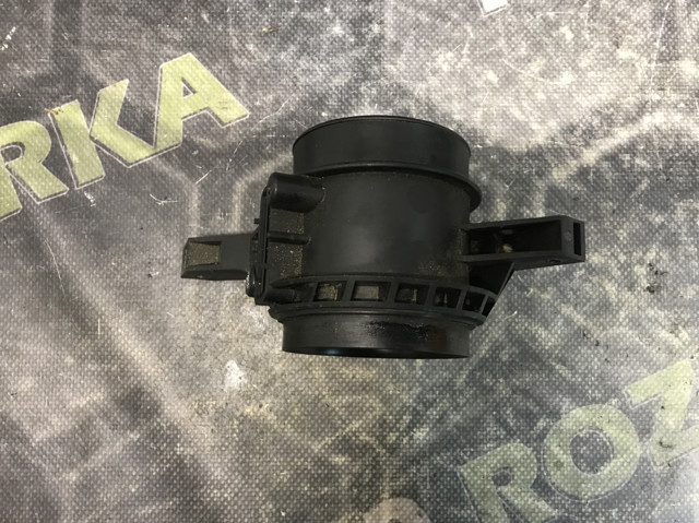 FORD AV619C623CB Патрубок воздушный, выход воздушного фильтра в наличии Черновцы