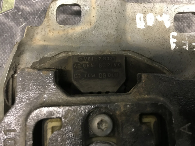 V617M121 FORD купить в Ирпень