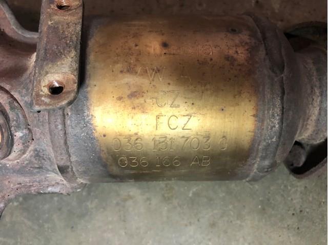 VAG 036131703G Выпускной коллектор в наличии Павлоград