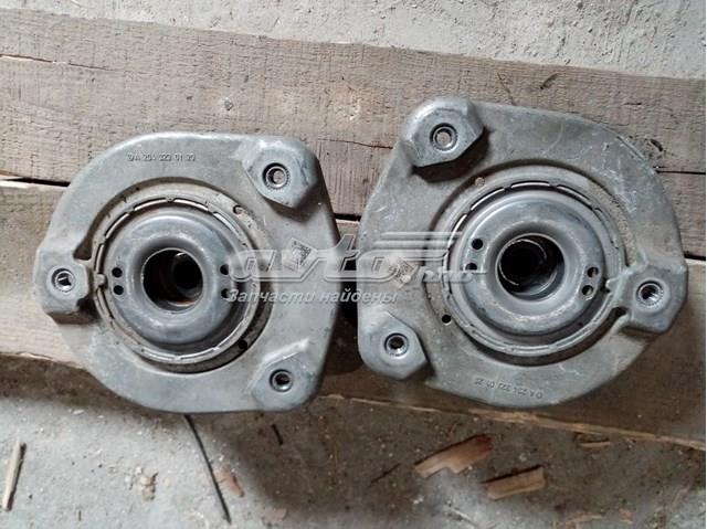 Опора передней стойки A2043230120 MERCEDES