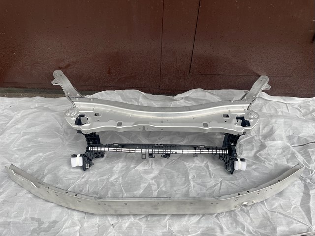 Суппорт радиатора в сборе A2136206300 MERCEDES