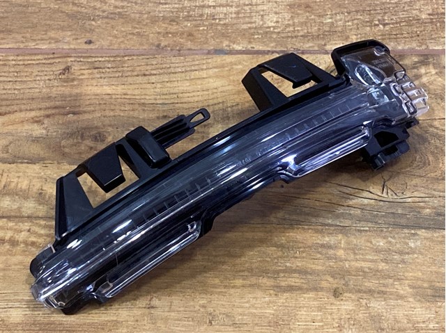 32244601 VOLVO Указатель поворота зеркала правый купить в Сумы